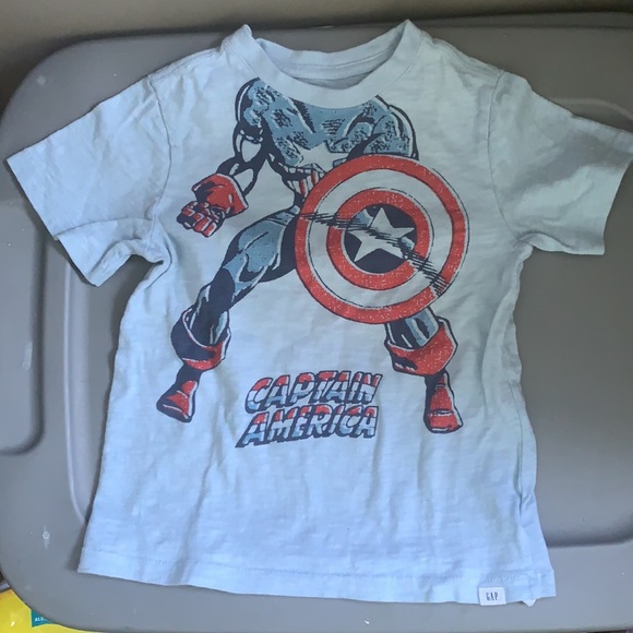 Boys Gap shirt bundle - Picture 3 of 3